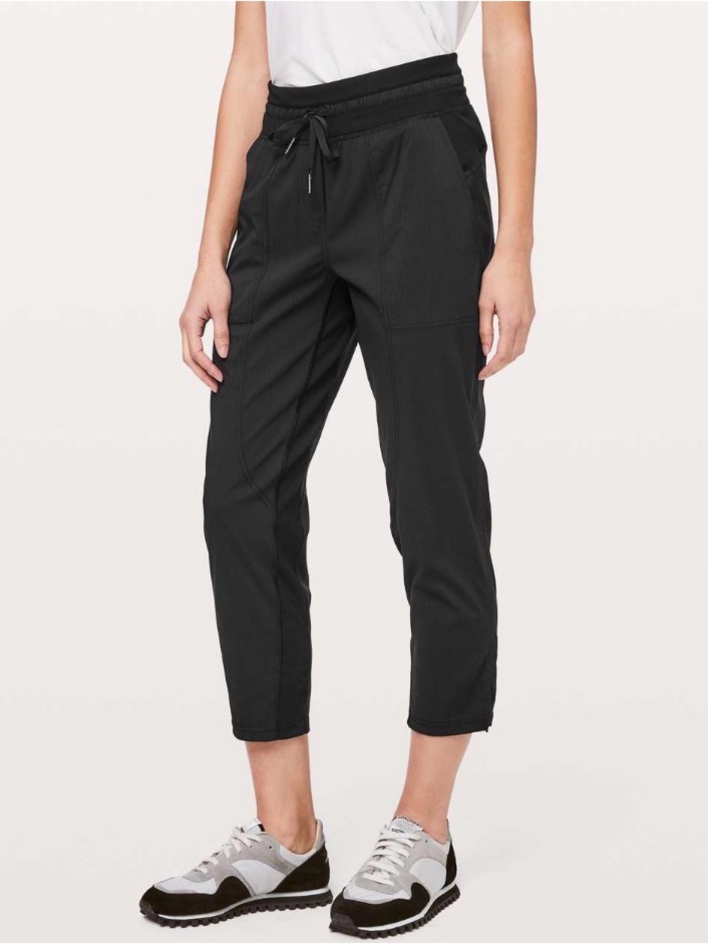 Lululemon Dance Studio Crop *25" in Black— Womens 8